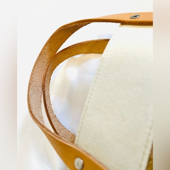 Brighton- Love the Earth Tote - Picture 8 of 9